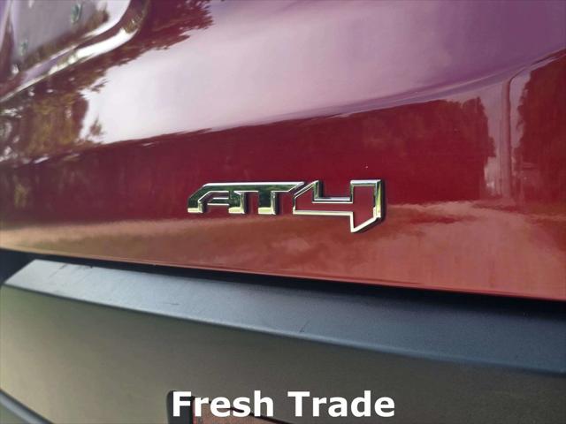2023 GMC Acadia AWD AT4