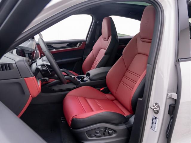 2026 Porsche Cayenne Unknown