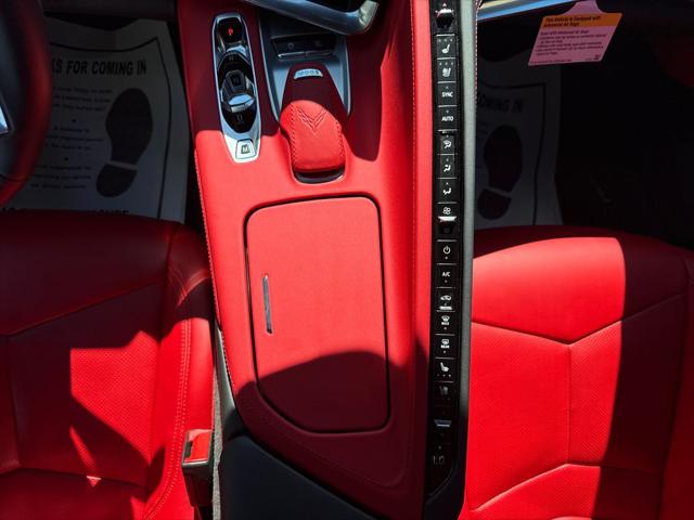 2022 Chevrolet Corvette Stingray RWD Convertible 2LT