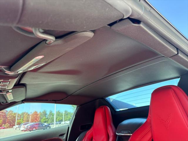 2022 Chevrolet Corvette Stingray RWD Convertible 2LT