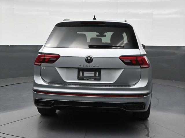 2023 Volkswagen Tiguan 2.0T SE R-Line Black