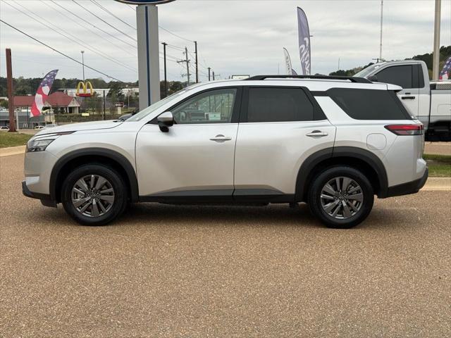 2025 Nissan Pathfinder SV FWD