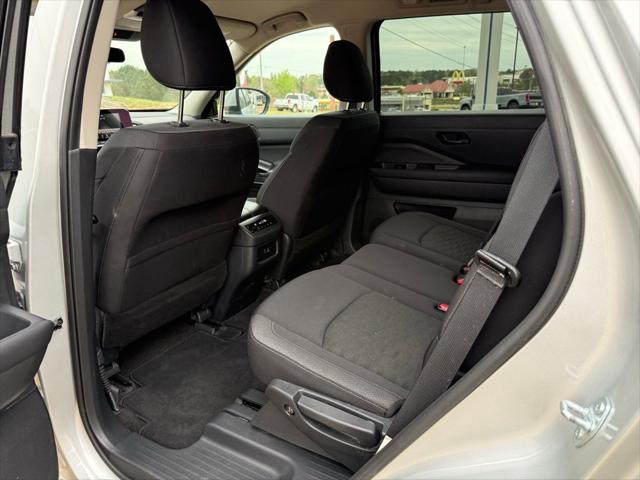 2025 Nissan Pathfinder SV FWD