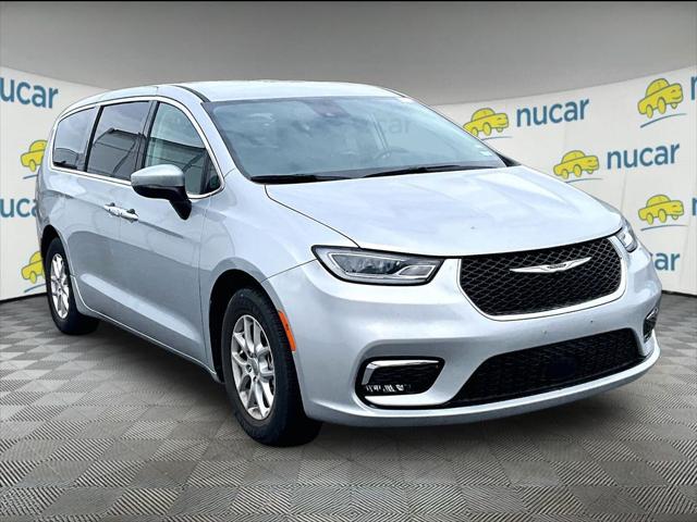 2023 Chrysler Pacifica Touring L for sale in Gorham, NH