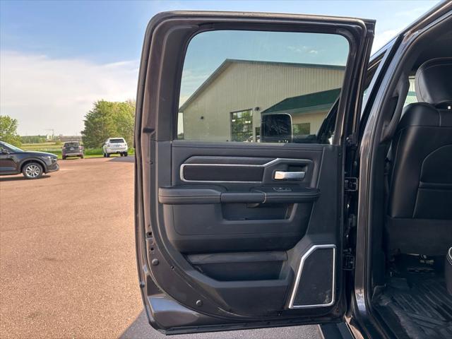 2024 Ram 3500 Laramie Crew Cab 4x4 6'4" Box
