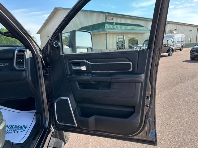 2024 Ram 3500 Laramie Crew Cab 4x4 6'4" Box