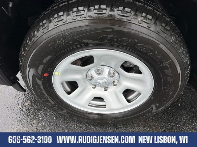 2026 Ram 1500 Tradesman Crew Cab 4x4 57 Box