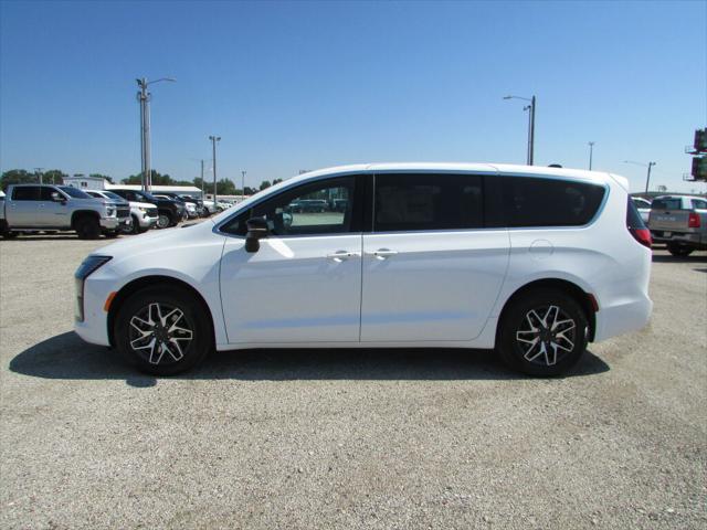 2027 Chrysler Pacifica PACIFICA LIMITED AWD 2027 Chrysler Pacifica PACIFICA LIMITED AWD