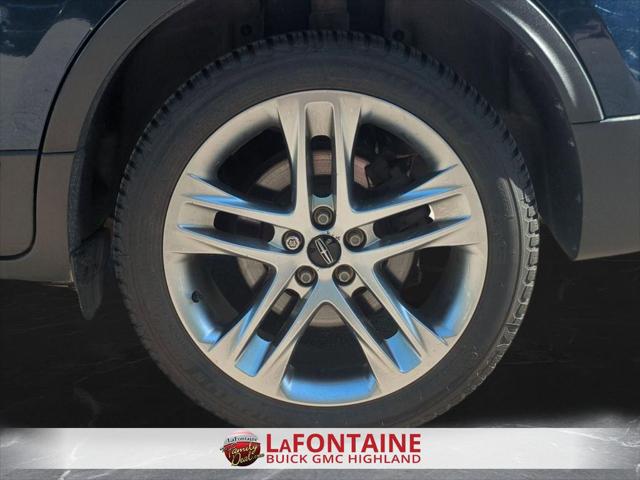 2015 Lincoln MKC Base