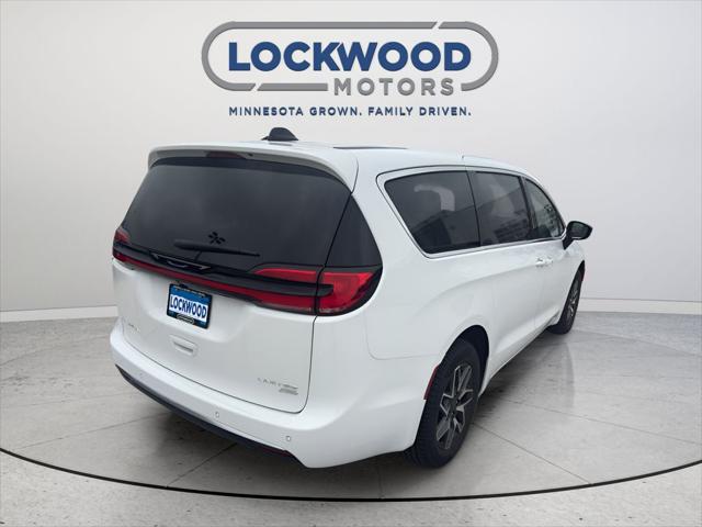 2027 Chrysler Pacifica Limited