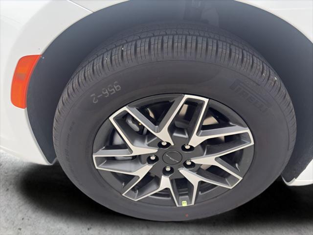 2027 Chrysler Pacifica Limited