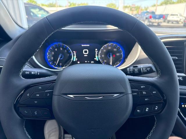 2027 Chrysler Pacifica Limited
