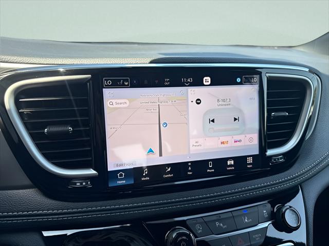 2027 Chrysler Pacifica Limited AWD