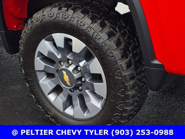 2023 Chevrolet Silverado 2500HD 4WD Crew Cab Standard Bed Custom