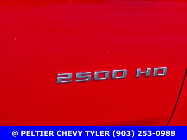 2023 Chevrolet Silverado 2500HD 4WD Crew Cab Standard Bed Custom
