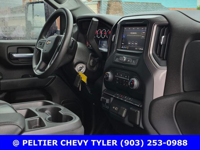 2023 Chevrolet Silverado 2500HD 4WD Crew Cab Standard Bed Custom