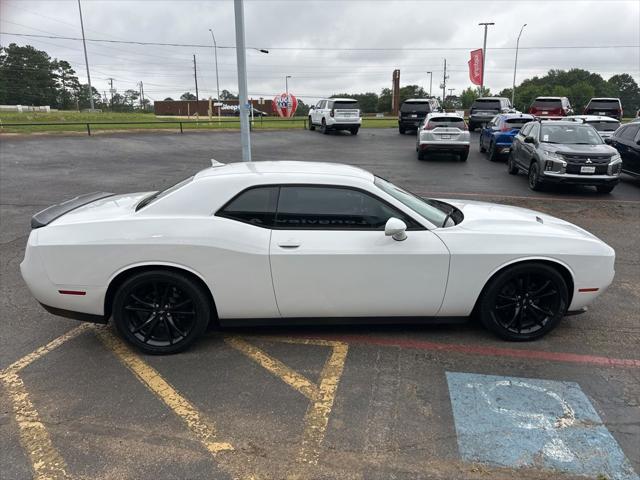 2018 Dodge Challenger SXT Plus