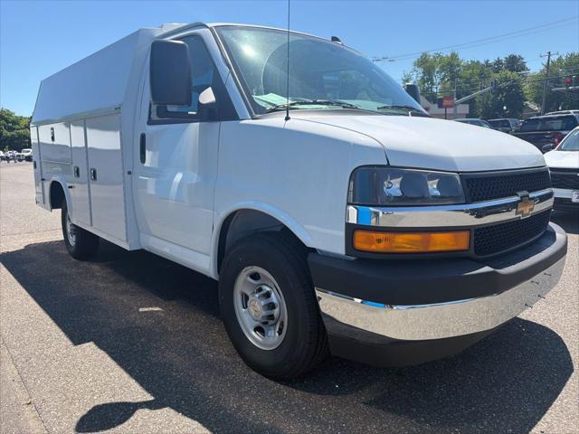 2026 Chevrolet Express Cutaway Work Van