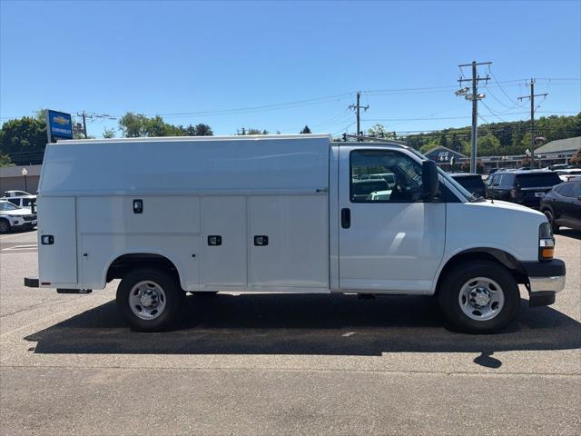 2026 Chevrolet Express Cutaway Work Van