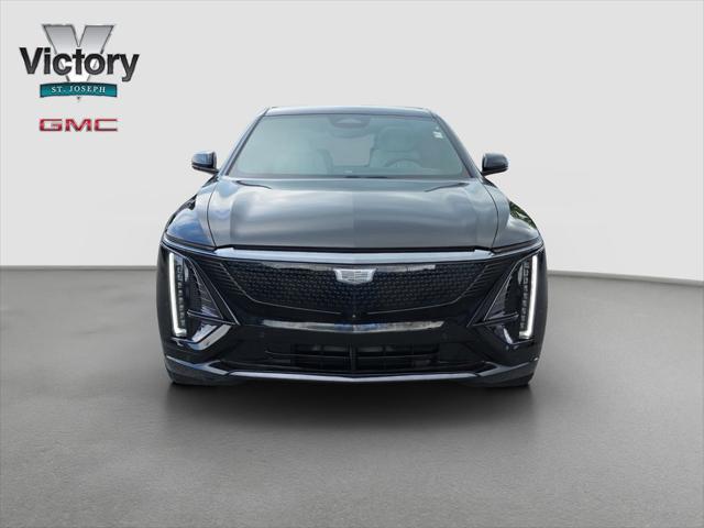2024 Cadillac iQ Sport w/1SK