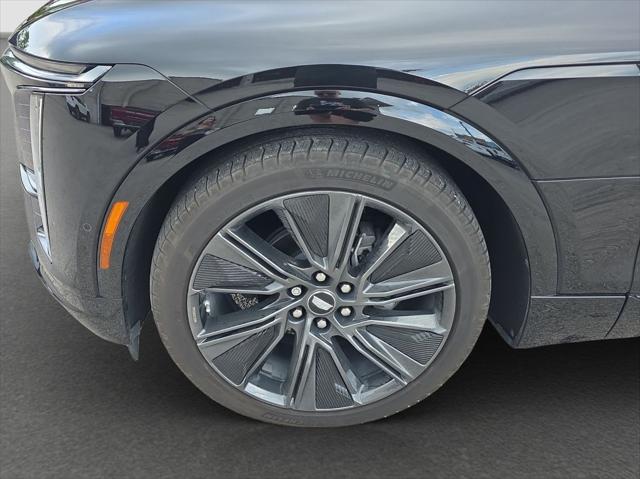 2024 Cadillac iQ Sport w/1SK