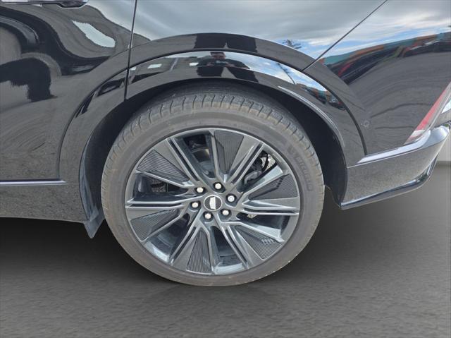2024 Cadillac iQ Sport w/1SK