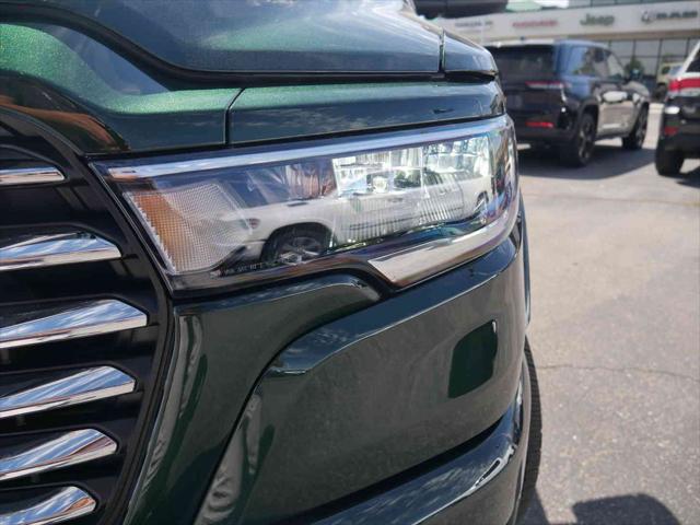 2026 Ram 1500 Laramie Crew Cab 4x4 57 Box