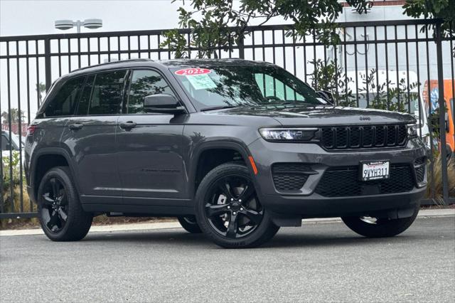 2025 Jeep Grand Cherokee Altitude 4x4
