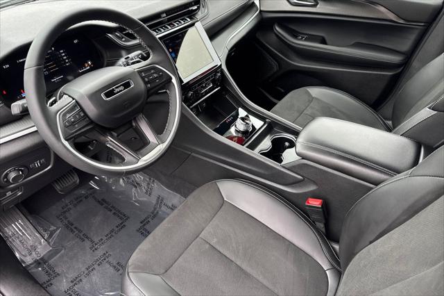 2025 Jeep Grand Cherokee Altitude 4x4
