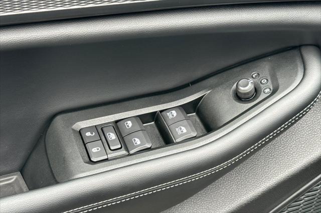 2025 Jeep Grand Cherokee Altitude 4x4
