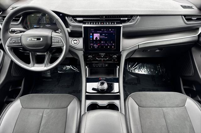 2025 Jeep Grand Cherokee Altitude 4x4