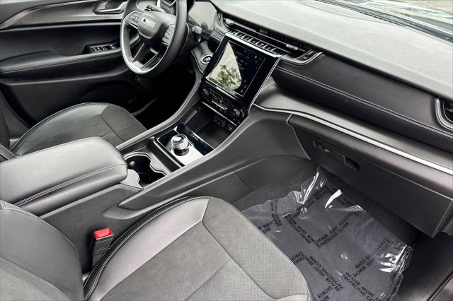 2025 Jeep Grand Cherokee Altitude 4x4