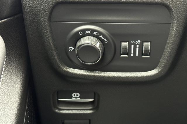 2025 Jeep Grand Cherokee Altitude 4x4