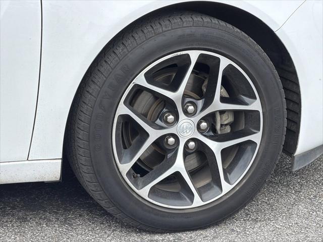 2017 Buick Regal Turbo Sport Touring