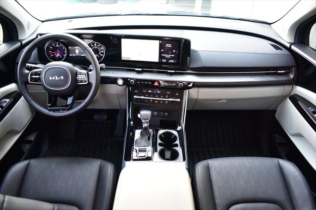 2024 Kia Carnival MPV EX