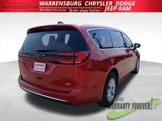 2027 Chrysler Pacifica Select