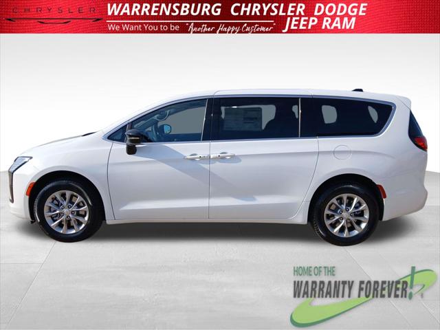 2027 Chrysler Pacifica Select