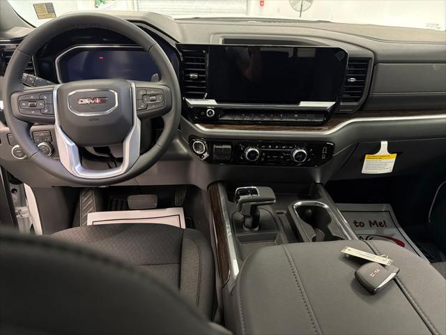 2026 GMC Sierra 1500 Crew Cab, Short Bed, Elevation, RWD