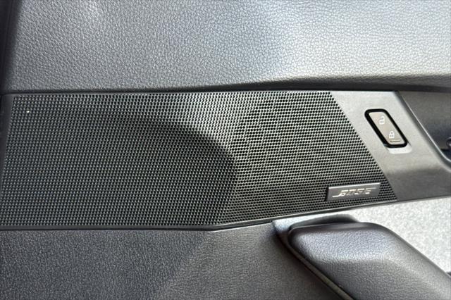 2022 Mazda MX-30 EV Premium Plus