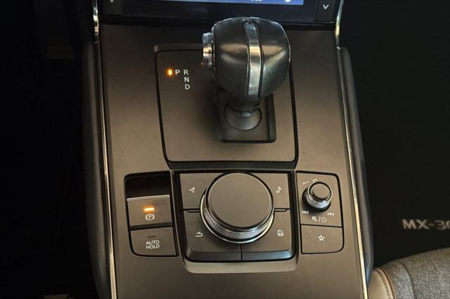 2022 Mazda MX-30 EV Premium Plus
