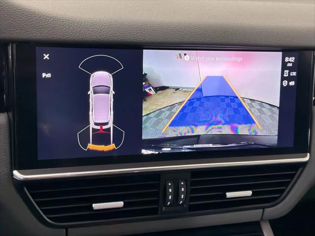 2023 Porsche Cayenne Platinum Edition