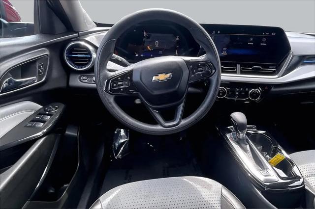 2024 Chevrolet Trax FWD LT