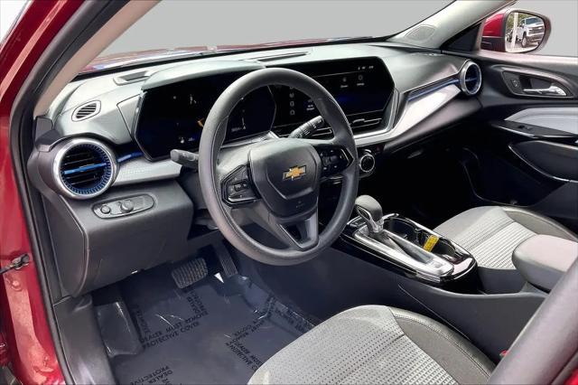 2024 Chevrolet Trax FWD LT