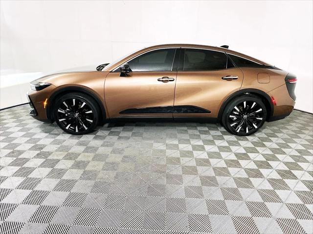 2023 Toyota Crown Platinum