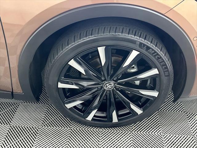 2023 Toyota Crown Platinum