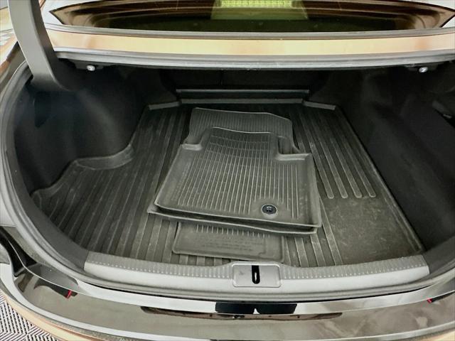 2023 Toyota Crown Platinum