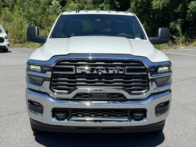 2026 Ram 3500 Tradesman Crew Cab 4x4 8' Box