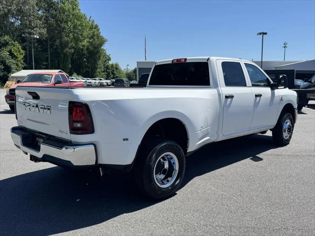 2026 Ram 3500 Tradesman Crew Cab 4x4 8' Box