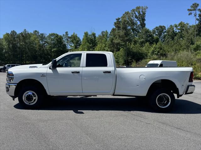 2026 Ram 3500 Tradesman Crew Cab 4x4 8' Box
