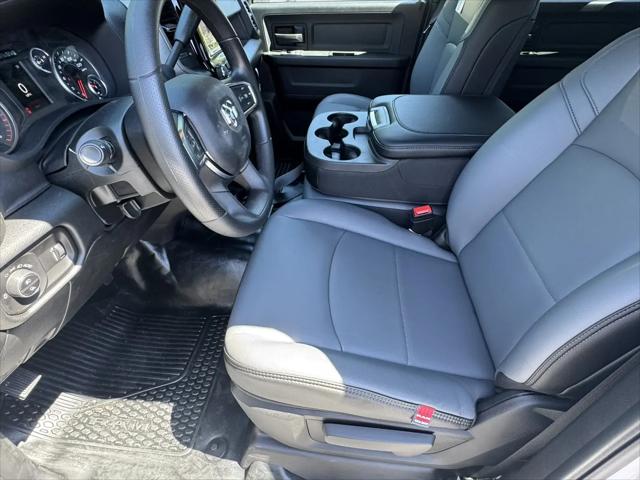 2026 Ram 3500 Tradesman Crew Cab 4x4 8' Box